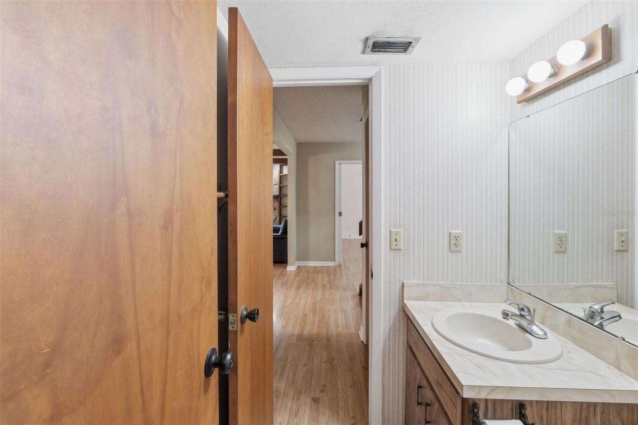 14728 Tall Tree Drive , Lutz, FL 33559 Photo