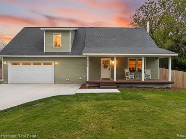 5835 Warner Road, Howell Twp, MI 48836