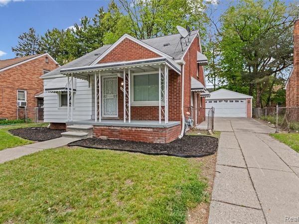 19720 Edinborough Road, Detroit, MI 48219