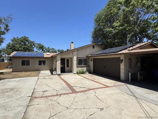 12706 Julian Ave, Lakeside, CA 92040