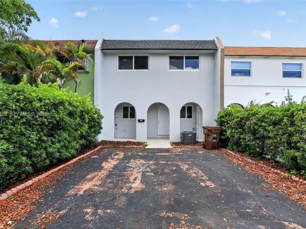 7090 W 2nd Ct , Unit 7090, Hialeah, FL 33014