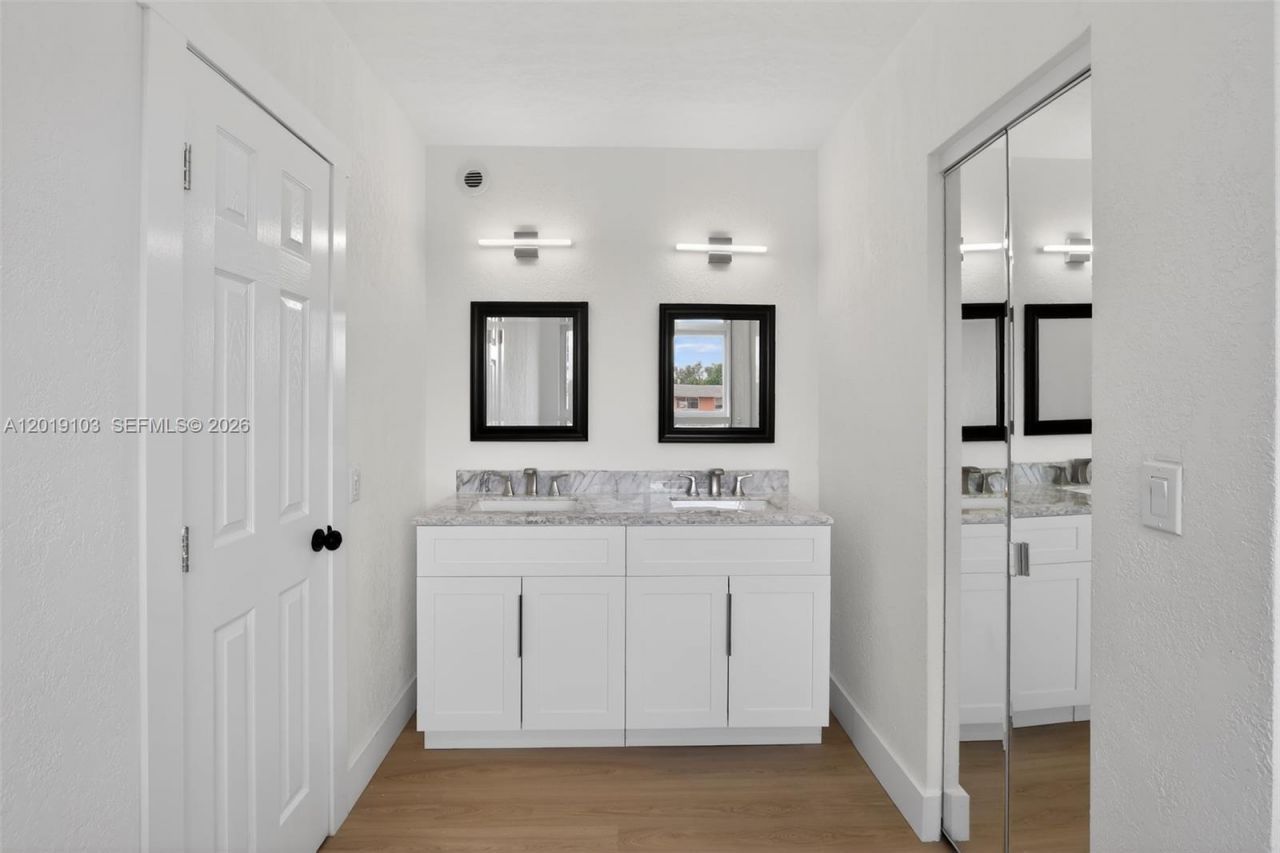 7090 W 2nd Ct, Unit 7090, Hialeah, FL 33014 Photo