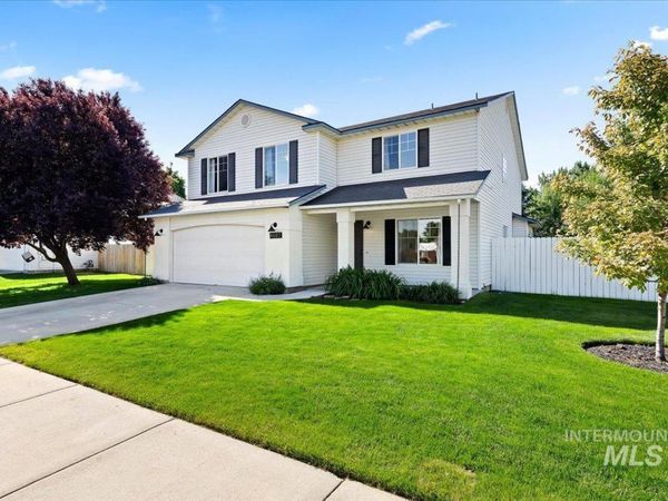 4687 W Blue Creek Ct, Meridian, ID 83642