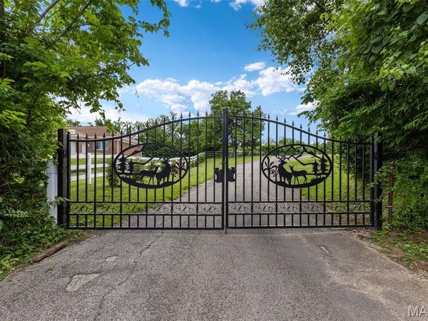 5444 Lemay Ferry Road, St Louis, MO 63129