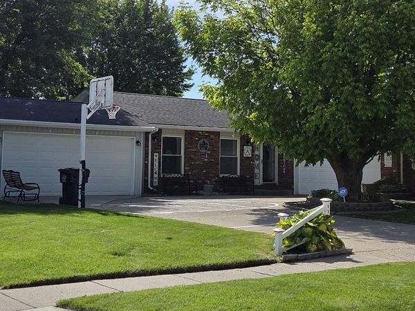 1114 Rozelle Avenue, Delphos, OH 45833