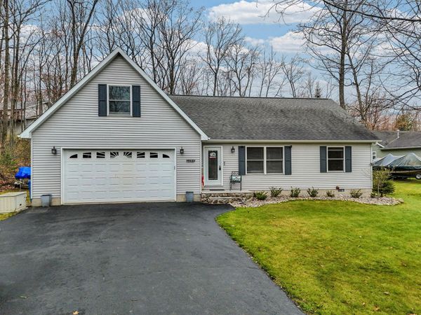 113 Eva Lane, Roscommon, MI 48653