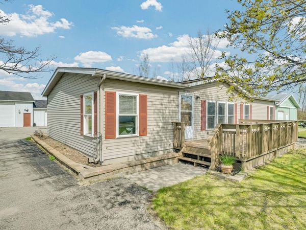 11789 W Shore Drive, Houghton Lake, MI 48629