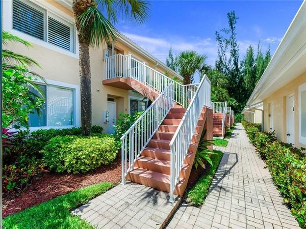 2400 Bayou LN , Unit 7506, NAPLES, FL 34112