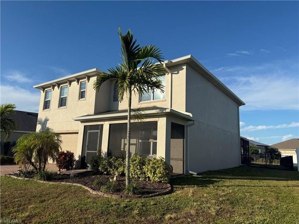 2739 Merida LN , CAPE CORAL, FL 33909