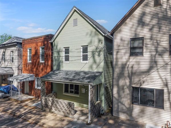 5611 Wickliff St, Pittsburgh, PA 15201
