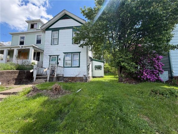 818 Riverview Street , East Liverpool, OH 43920