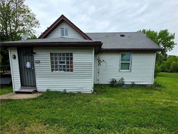 6270 Fairview Road, Austintown, OH 44515