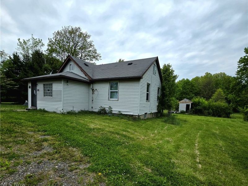 6270 Fairview Road, Austintown, OH 44515 Photo 2