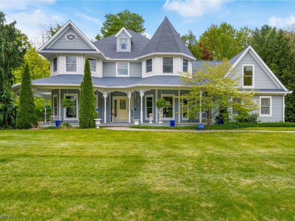 2658 High Hampton, Cuyahoga Falls, OH 44223