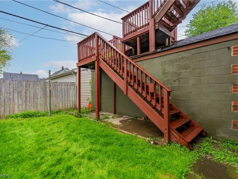 4619 Pearse Avenue, Newburgh Heights, OH 44105 Photo 41