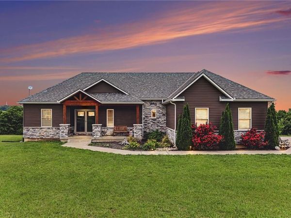 1679 NW 515th Road, Kingsville, MO 64061