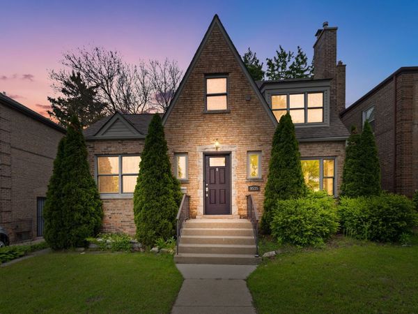 9535 S Fairfield Avenue , Evergreen Park, IL 60805