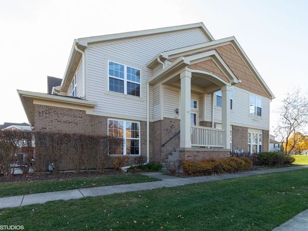 1227 Georgetown Way , Vernon Hills, IL 60061