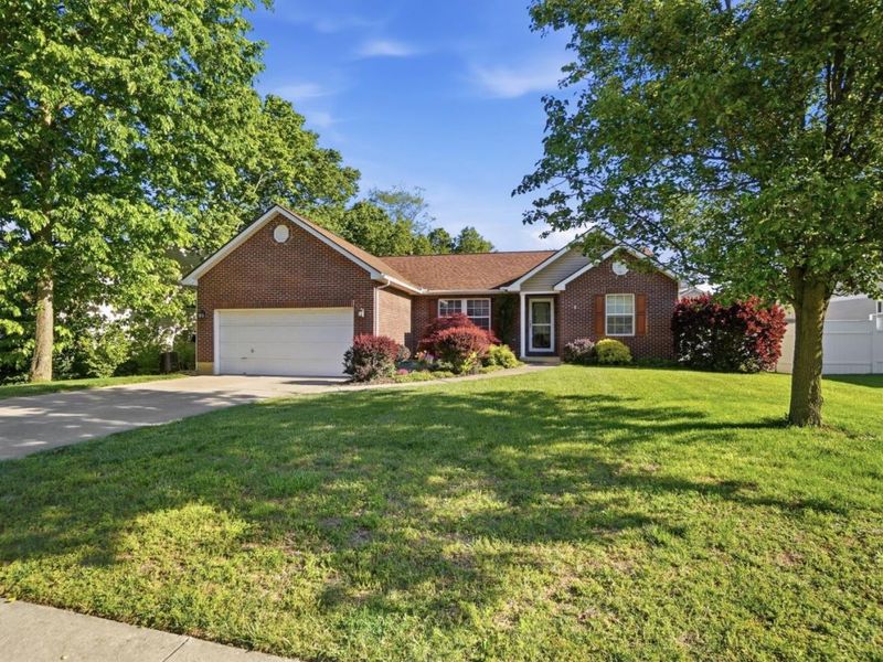 640 Maxwell Court, Germantown, OH 45327 Photo 4