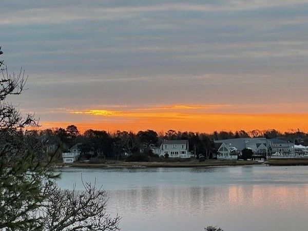 29 Bass River Rd, Yarmouth, MA 02664