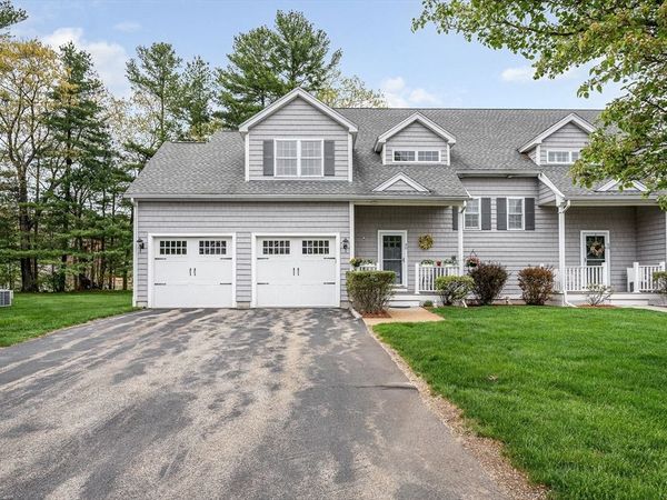 40 Lynnes Way, Unit 40, Tewksbury, MA 01876