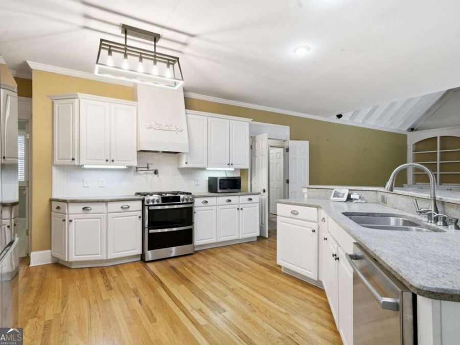Property Image 38