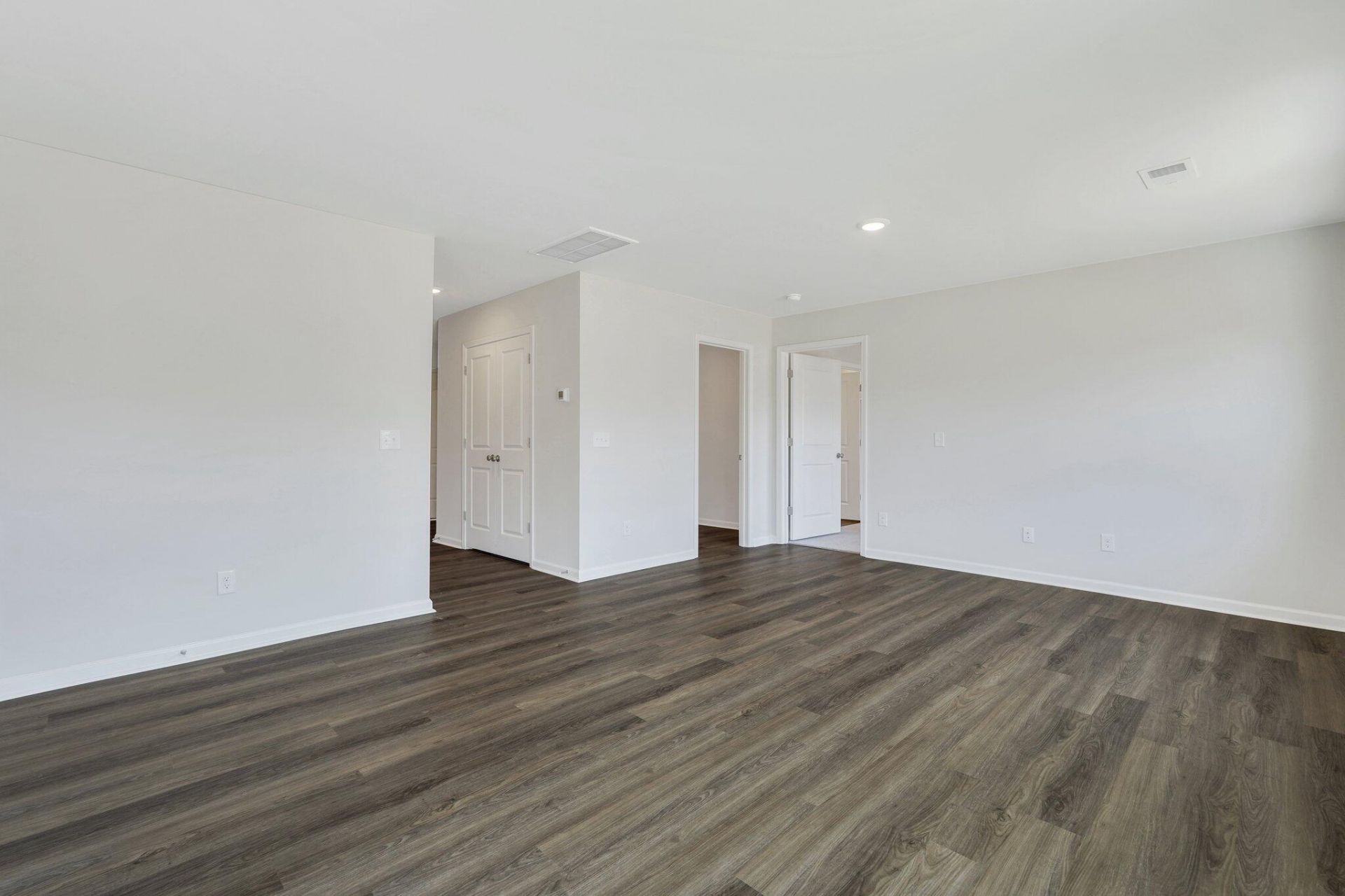 7044 Windham Way Photo 23