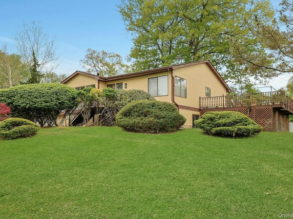 6 Gage Court , Tappan, NY 10983