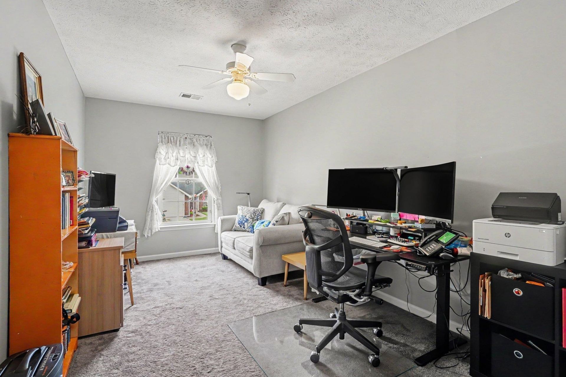 2033 Chadbury Ln.  Photo 16
