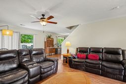 2033 Chadbury Ln.  photo 4