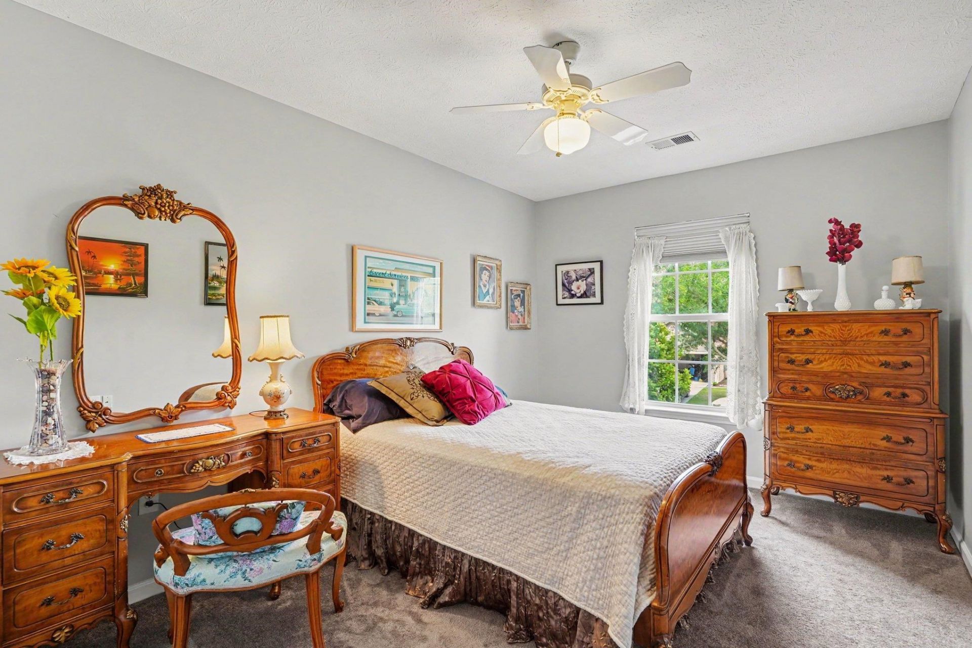 2033 Chadbury Ln.  Photo 22