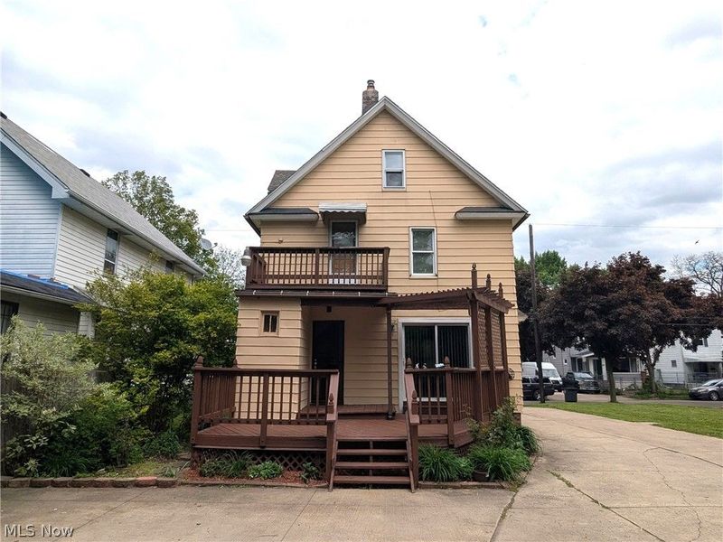876 Avon Street, Akron, OH 44310 Photo 5