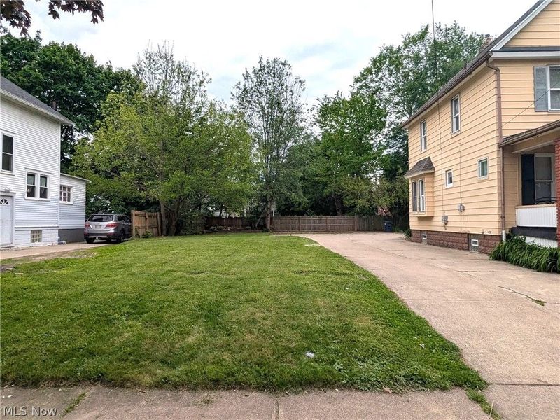 876 Avon Street, Akron, OH 44310 Photo 6