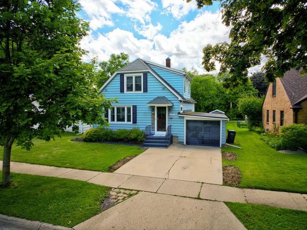 2027 17th Avenue, Monroe, WI 53566