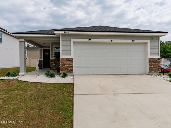 7705 PEACE Lane, Jacksonville, FL 32210