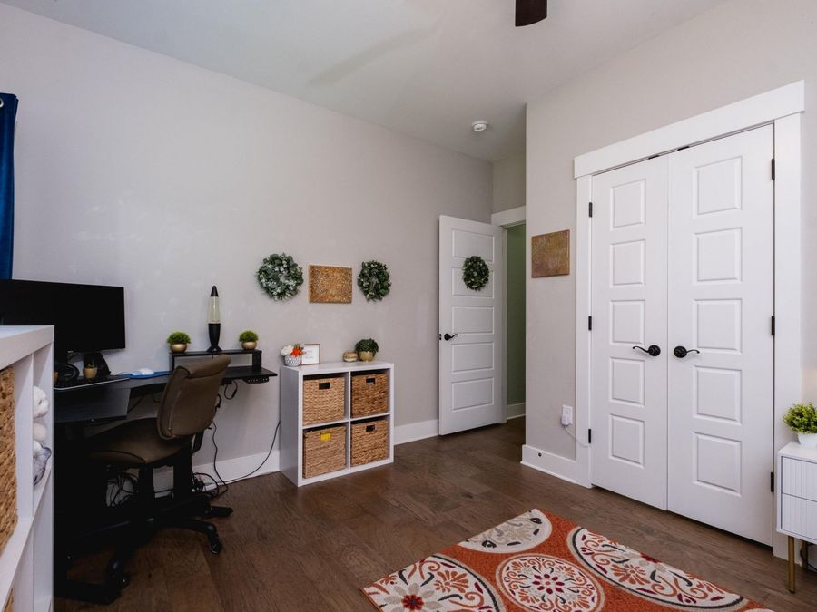 Property Image 37