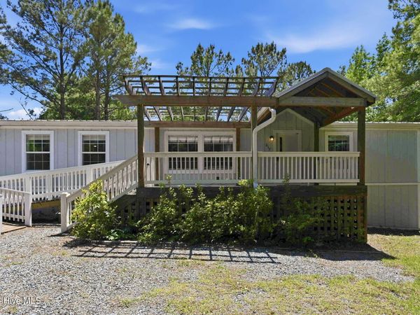 217 Woodside Drive , Hampstead, NC 28443