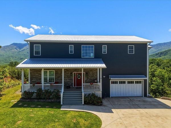 270 Sonshine Ridge Road, Cosby, TN 37722