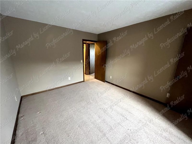 8774 Shadycreek Drive, Centerville, OH 45458 Photo 18