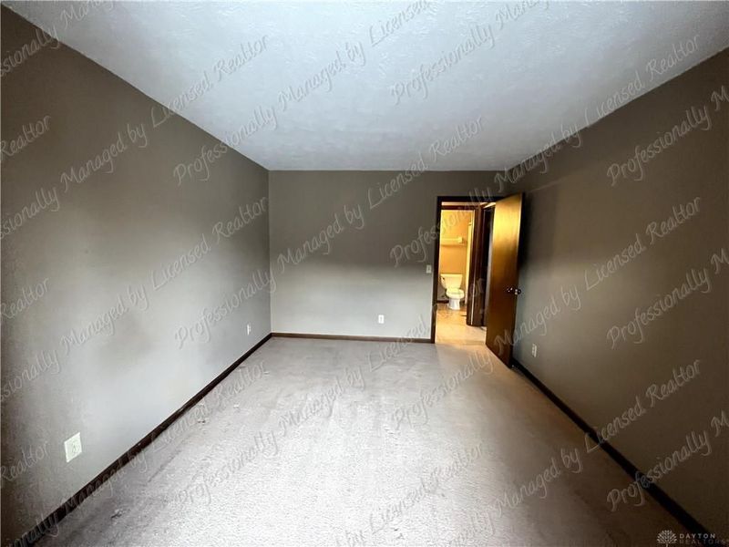 8774 Shadycreek Drive, Centerville, OH 45458 Photo 19