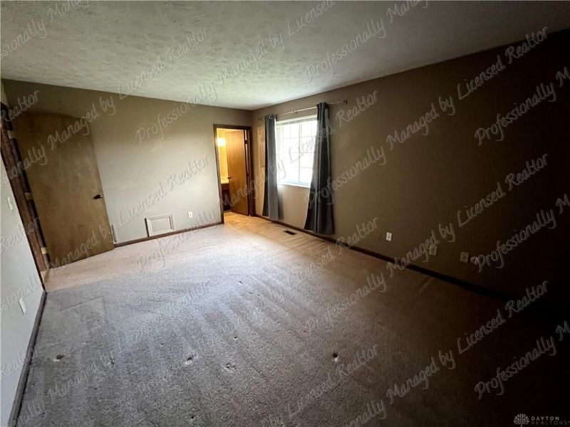 8774 Shadycreek Drive, Centerville, OH 45458 Photo 22