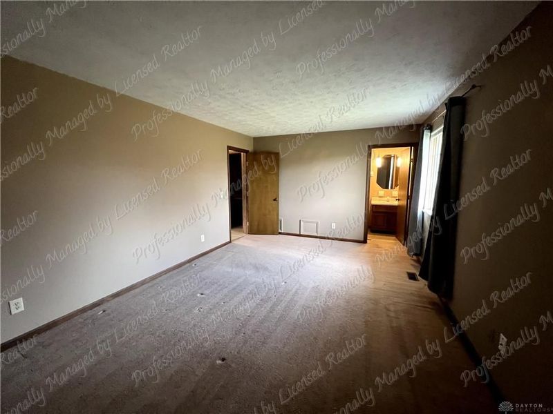8774 Shadycreek Drive, Centerville, OH 45458 Photo 23