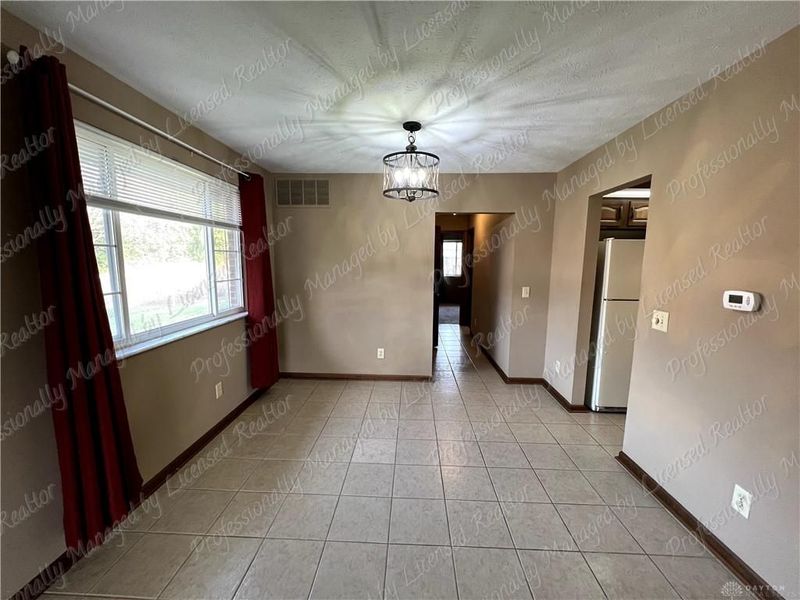 8774 Shadycreek Drive, Centerville, OH 45458 Photo 7
