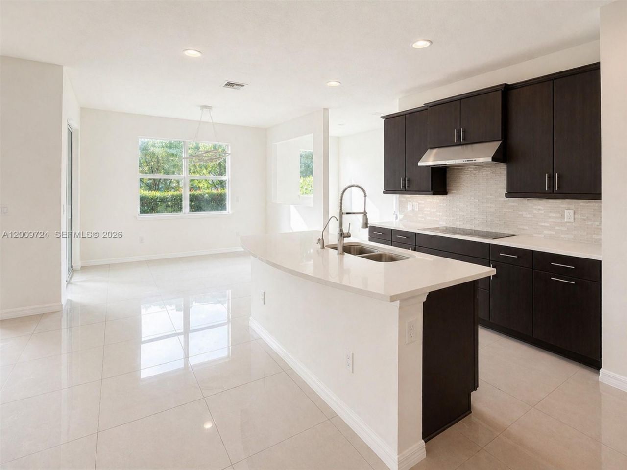 4352 Large Leaf Ln, Hollywood, FL 33021 Photo