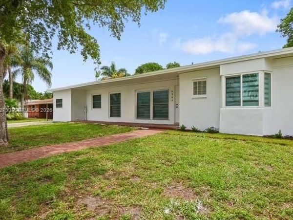 4948 SW 90th Ter , Cooper City, FL 33328