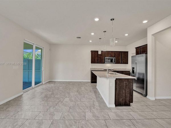 4764 Eucalyptus Dr , Hollywood, FL 33021