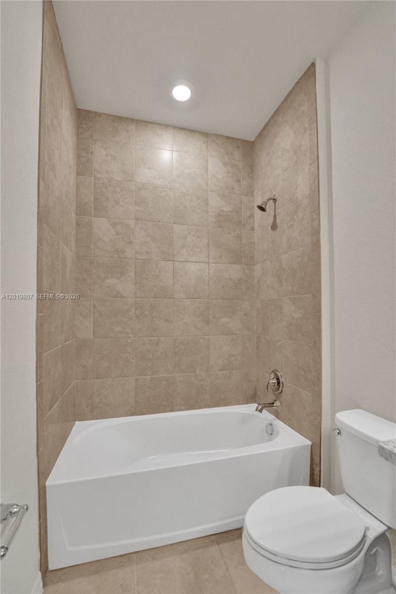 4764 Eucalyptus Dr , Hollywood, FL 33021 Photo