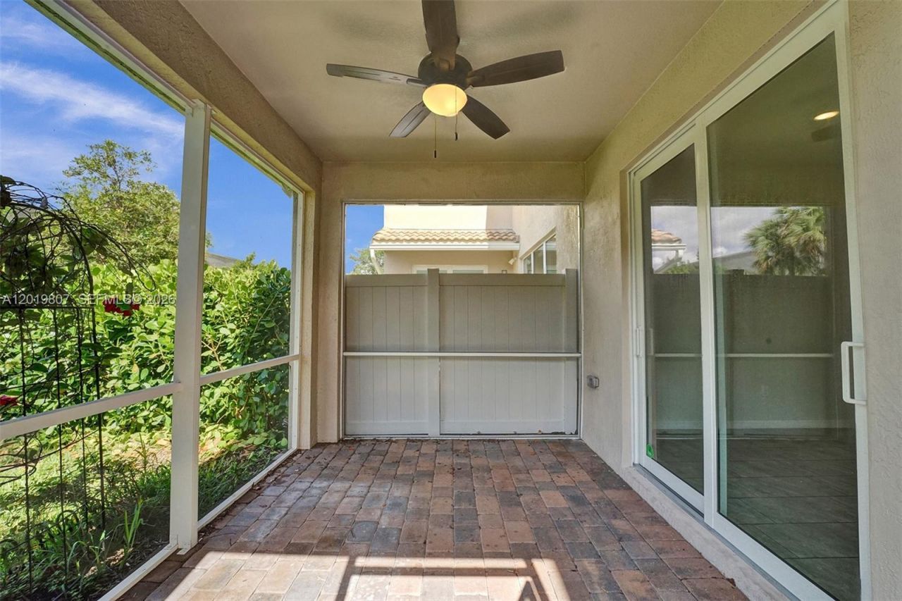 4764 Eucalyptus Dr , Hollywood, FL 33021 Photo