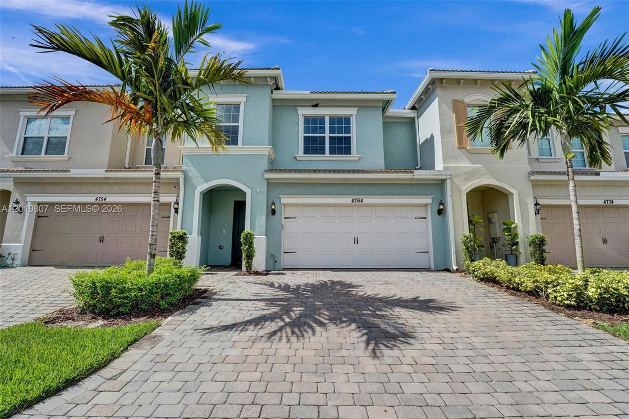 4764 Eucalyptus Dr , Hollywood, FL 33021 Photo