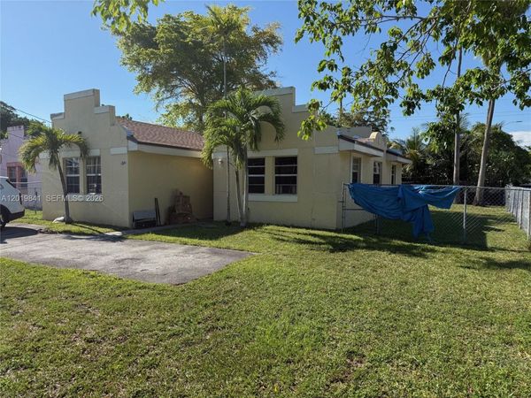 1501 NW 57th St, Miami, FL 33142